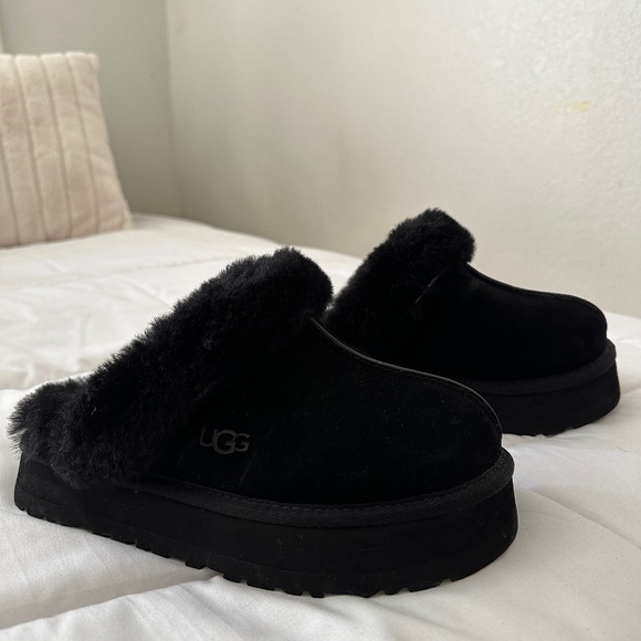 UGG Shoes - Black Platform UGG Slippers